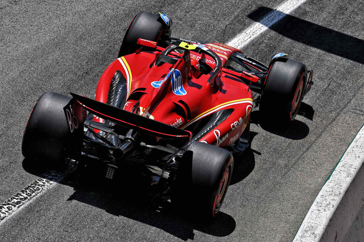 Carlos Sainz nelle FP3 del GP di Spagna