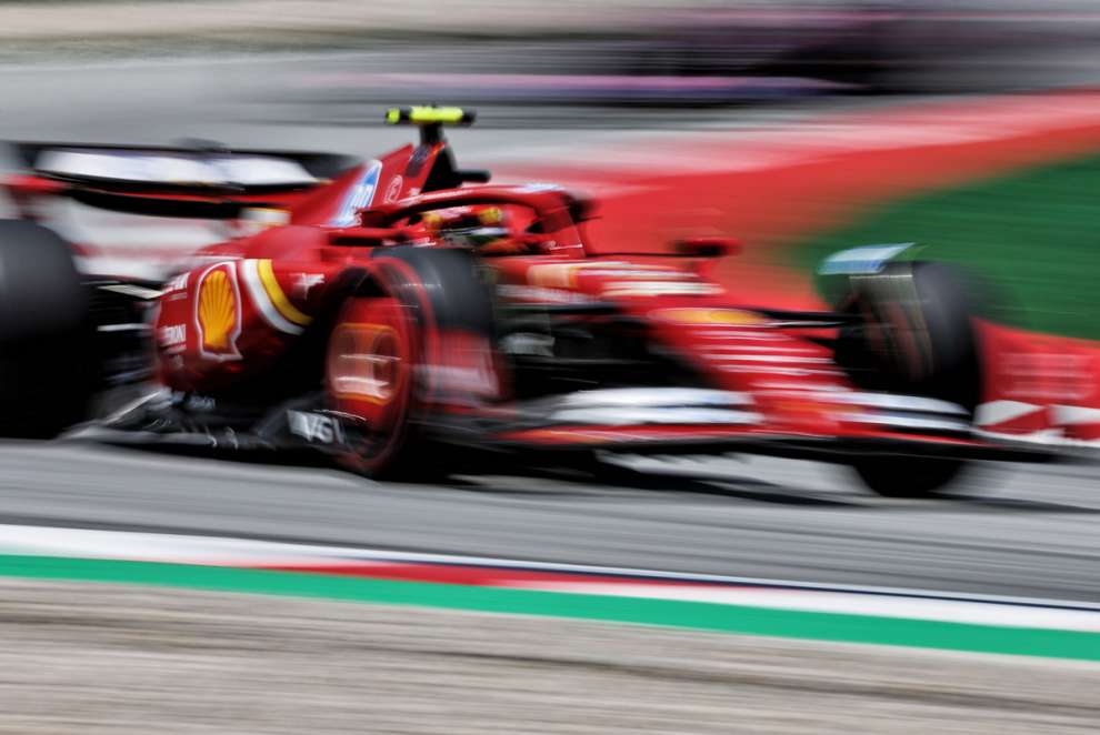 Carlos Sainz sulla Ferrari al Gran Premio di Spagna