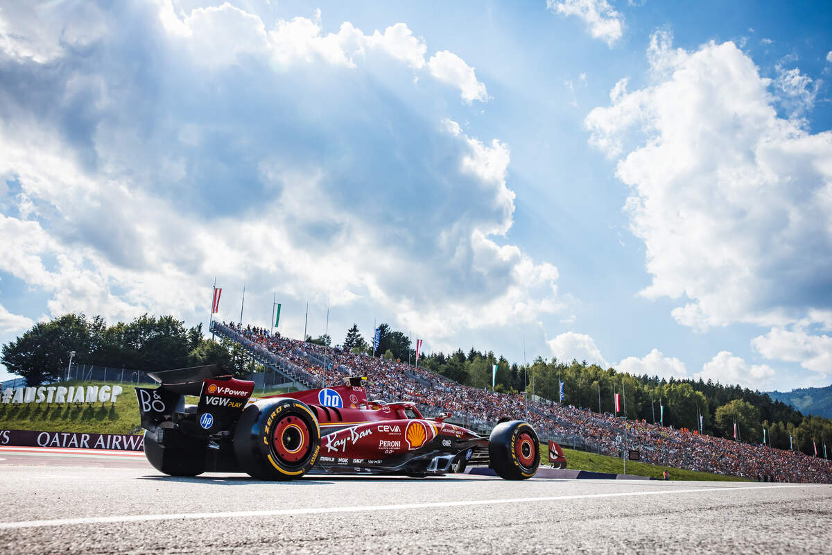 Carlos Sainz nelle FP1 dell'Austria