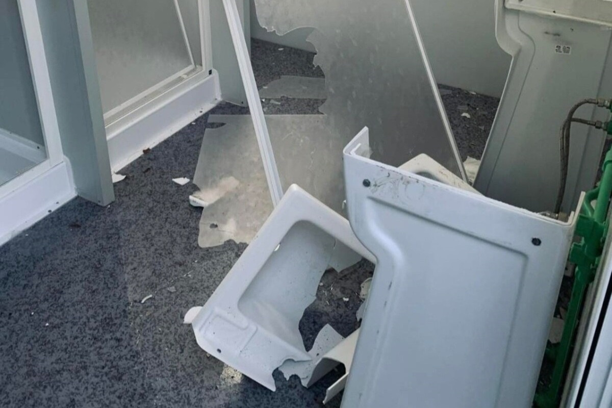 Vergogna al Mugello: vandalizzati i bagni per disabili alla Curva Scarperia