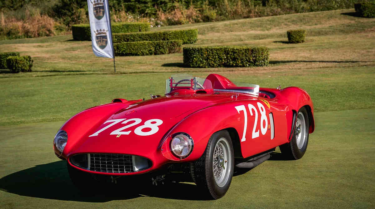 La Ferrari barchetta che Piero Taruffi guidò alla Mille Miglia del 1956