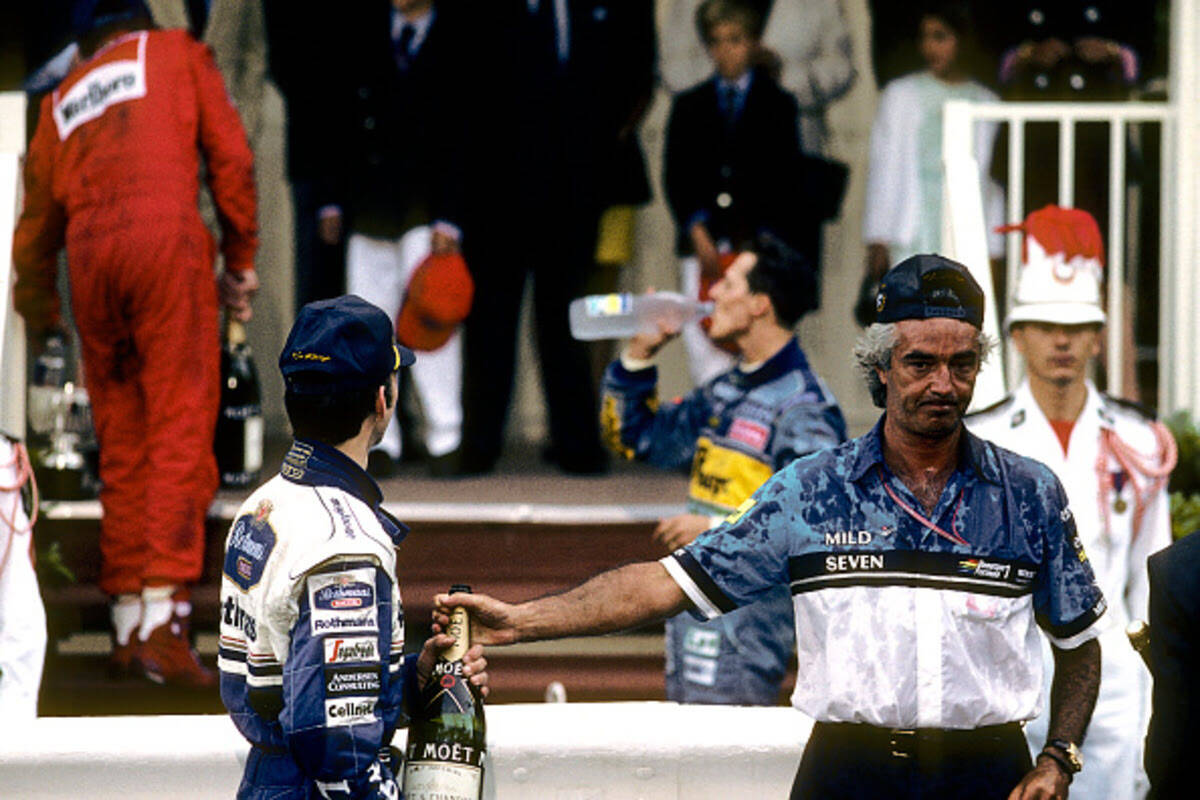 Hill e Briatore sotto il podio al termine del GP Monaco del 1995