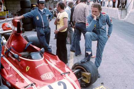 Lauda nel 1974 con la sua Ferrari 312 B3