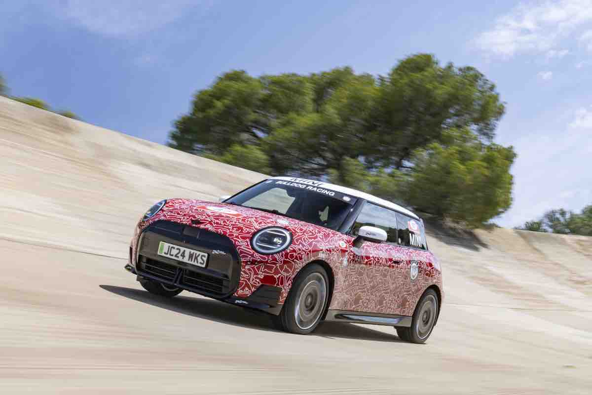 Mini JCW E PROtotype, la prima a Goodwood