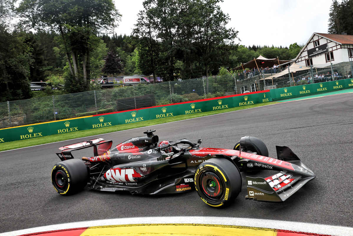 Ocon in azione a Spa