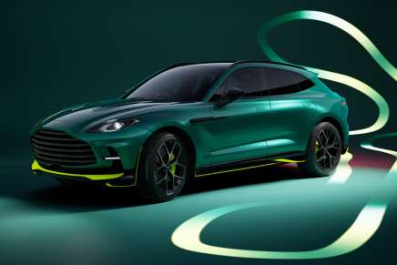 Nuova Aston Martin DBX AMR24