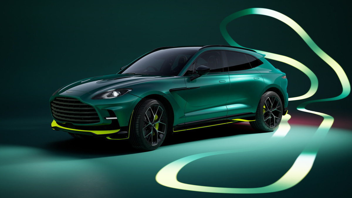 Nuova Aston Martin DBX AMR24