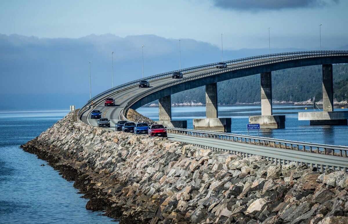 Carovana di Lamborghini Urus S