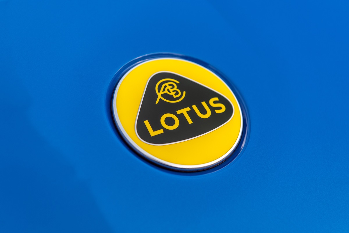 Logo Lotus su Emira