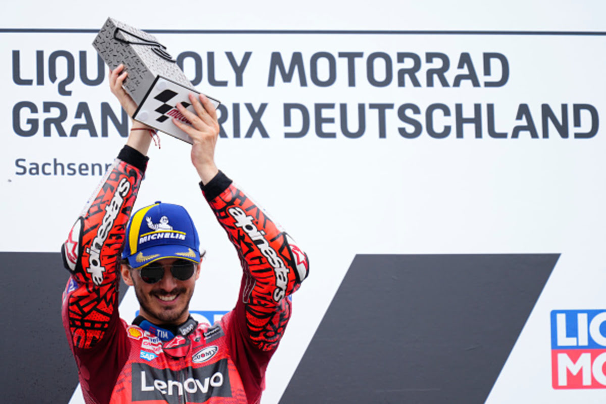 Bagnaia festeggia il successo nel GP di Germania al Sachsenring