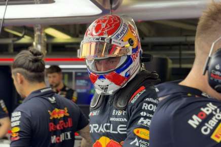 Verstappen nei box di Monza durante le Libere