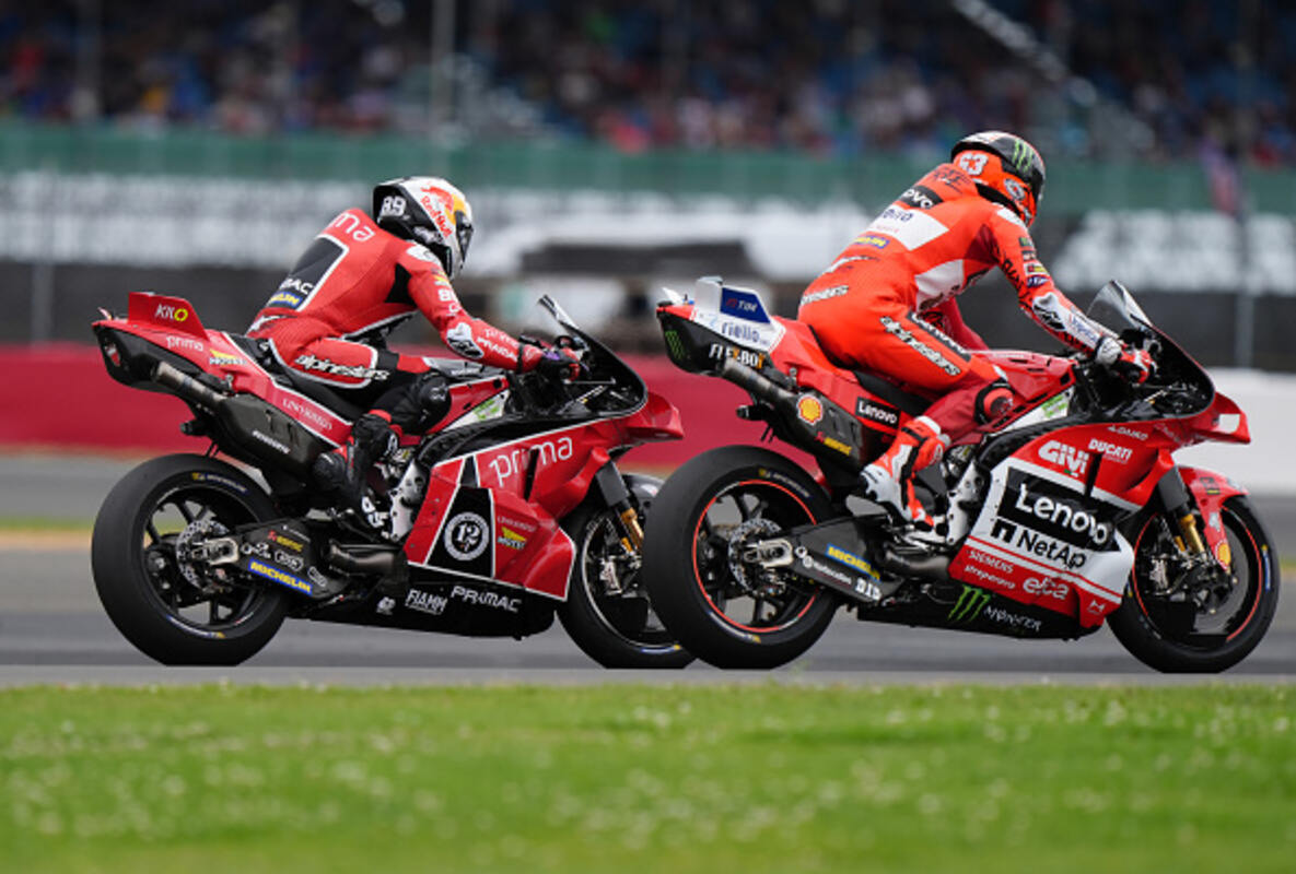 Duello Martin-Bagnaia a Silverstone