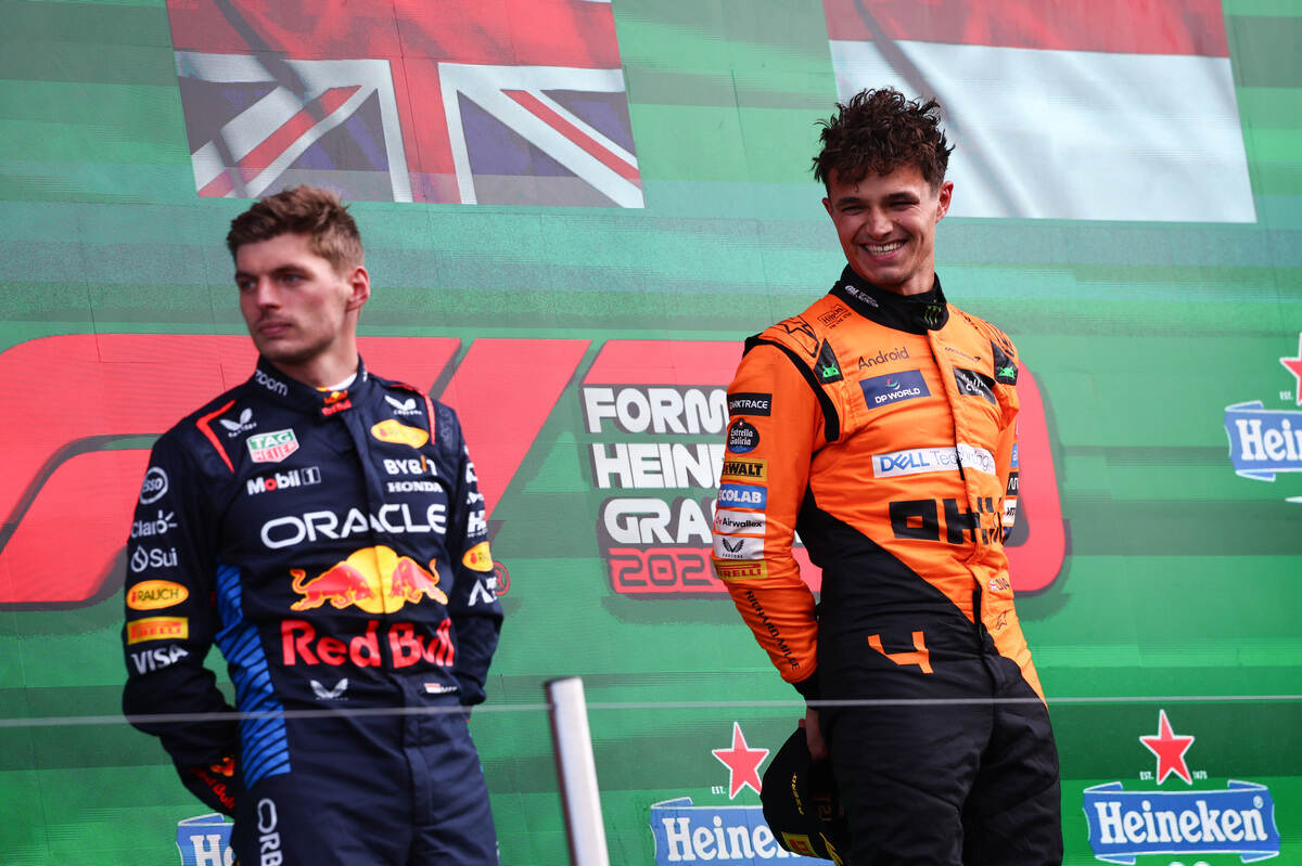 Lando Norris e Max Verstappen sul podio di Zandvoort