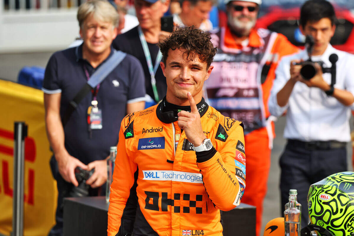 Lando Norris festeggia la pole conquistata a Monza nel GP Italia 2024