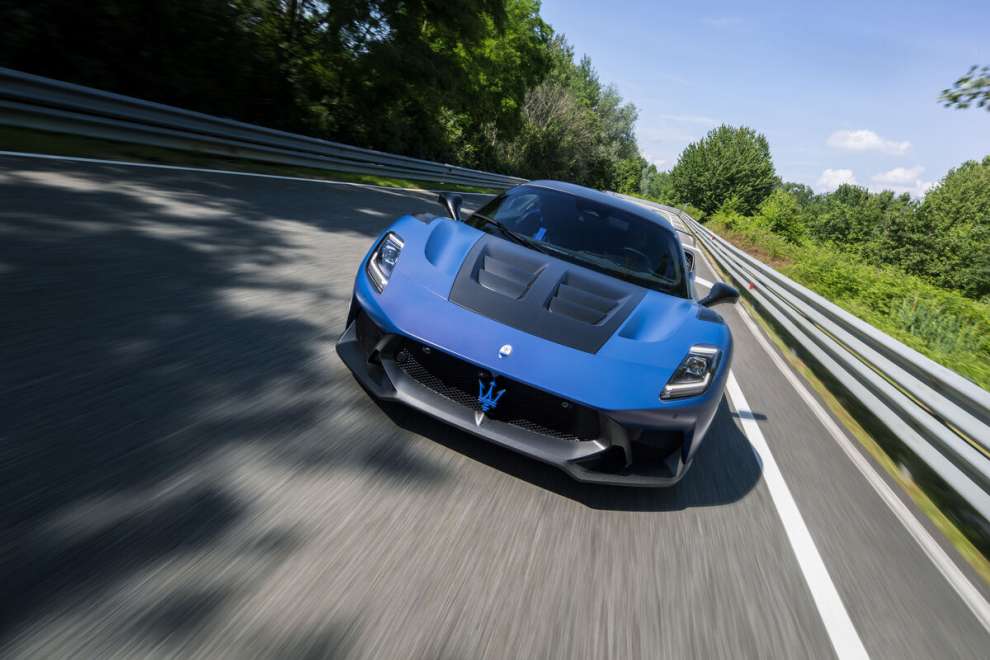 Maserati GT2 Stradale su strada