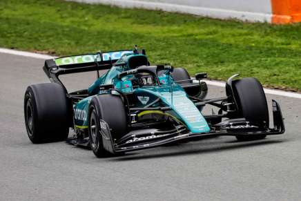 Test Pirelli F1 2026: Felipe Drugovich a Barcellona con l'Aston Martin - Foto: Pirelli