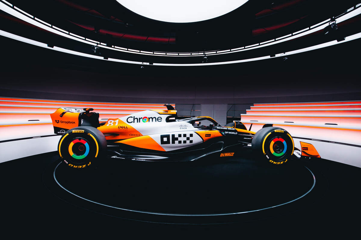 F1 GP Singapore 2024, Marina Bay: la livrea speciale della McLaren MCL38 "Legend Reborn" - Foto: McLaren