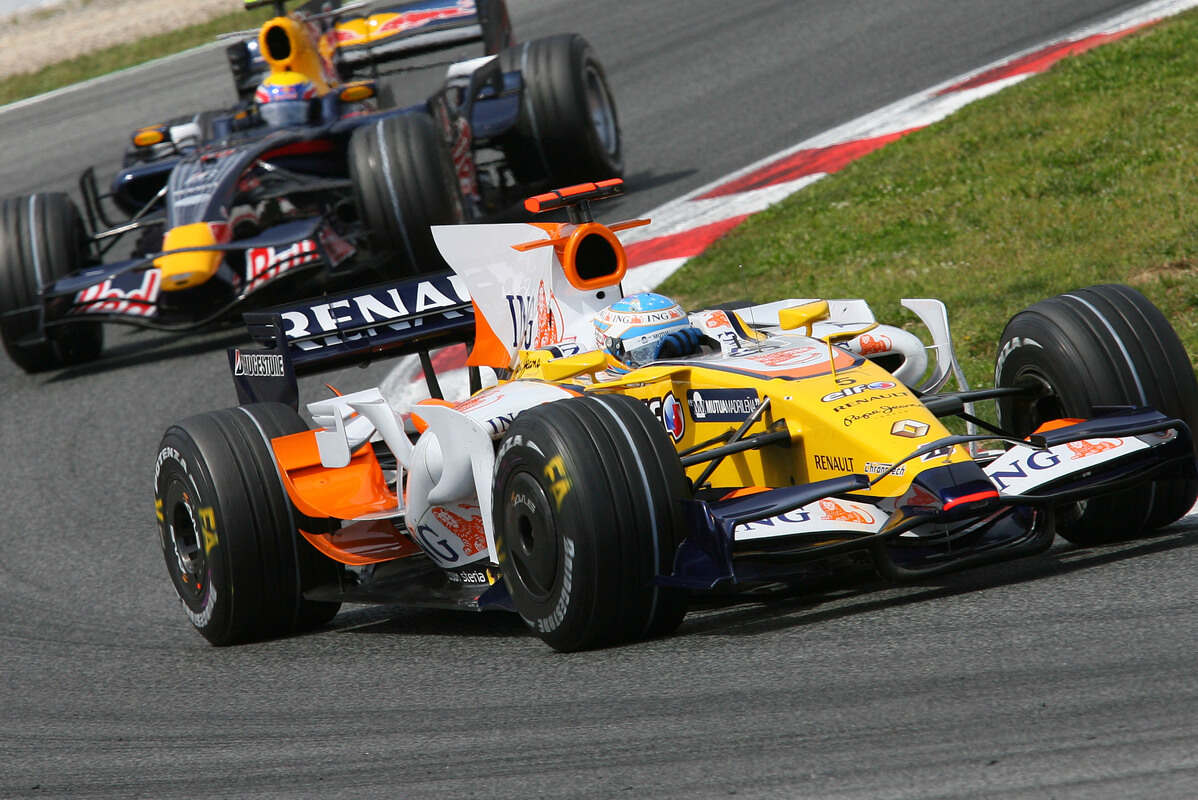 Alonso precede Webber nel 2008