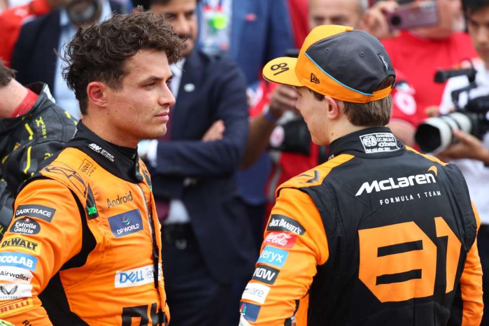 F1 GP Italia 2024, Monza: Lando Norris e Oscar Piastri (McLaren) dopo la bandiera a scacchi