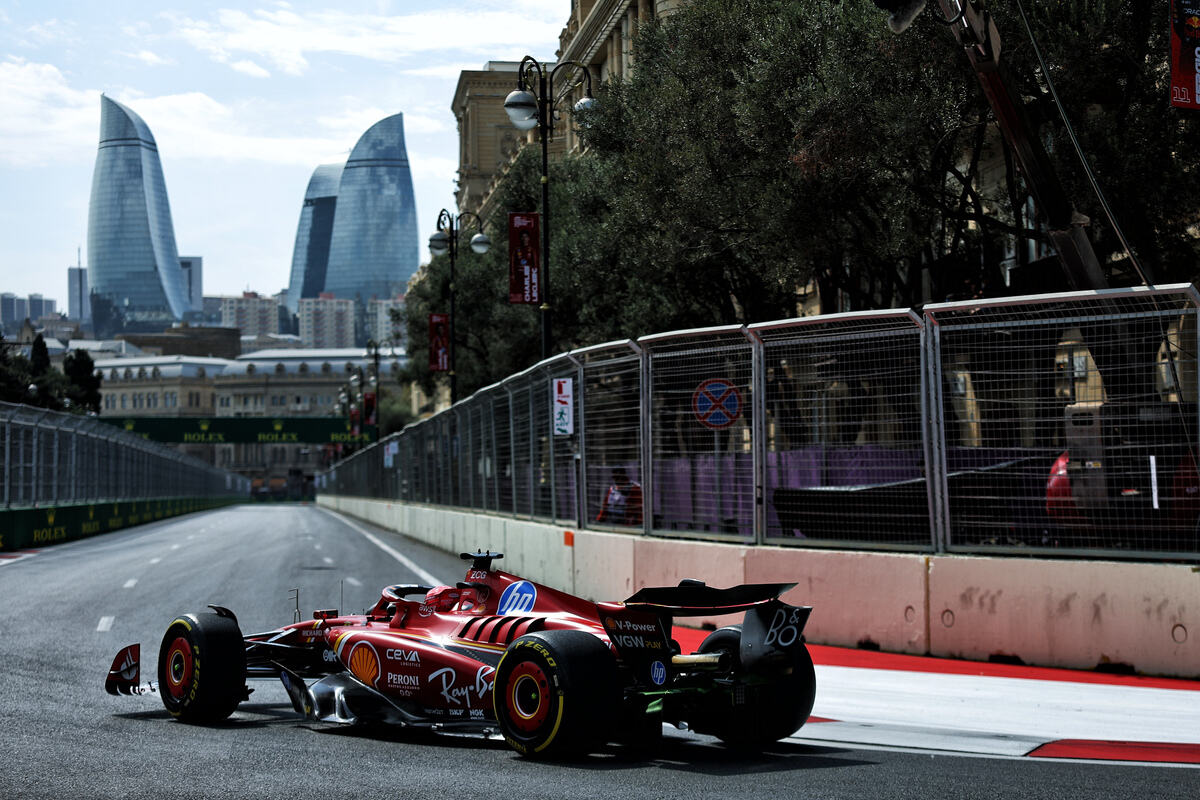 Un grande Leclerc e un&#8217;ottima Ferrari: Baku diventa un’altra chance rossa