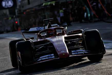 Charles Leclerc nelle FP2 di Baku