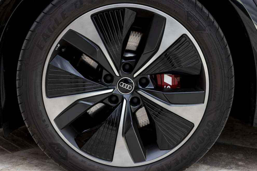 New Audi Q6 e-tron tires