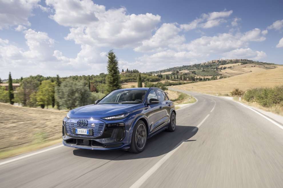 La nuova Audi Q6 e-tron