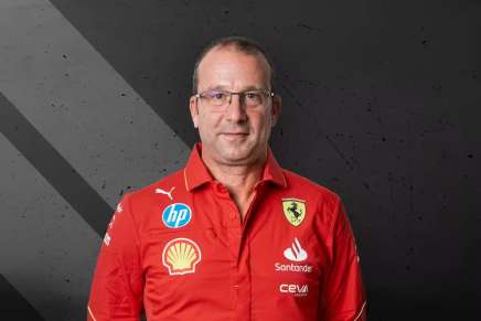 F1 2024: Loic Serra con la divisa della Ferrari - Foto: Scuderia Ferrari