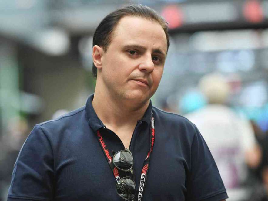 Felipe Massa nel paddock della Formula 1