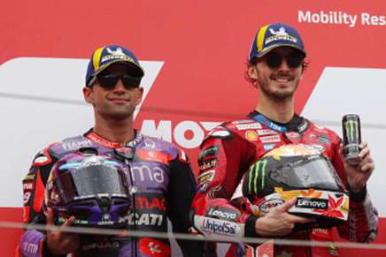 Martin e Bagnaia sul podio di Motegi