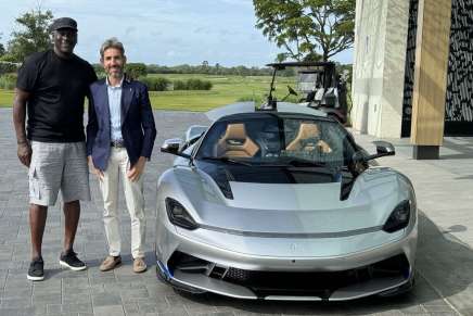 Nuova hypercar Battista Michael Jordan