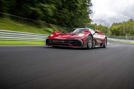 Record Mercedes-AMG One al Nurburgring