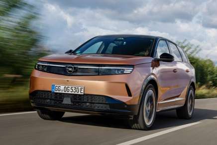 Nuova Opel Grandland elettrica