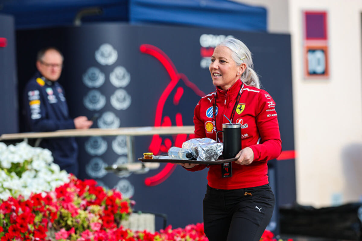 Angela-Cullen-F1-Ferrari.jpg