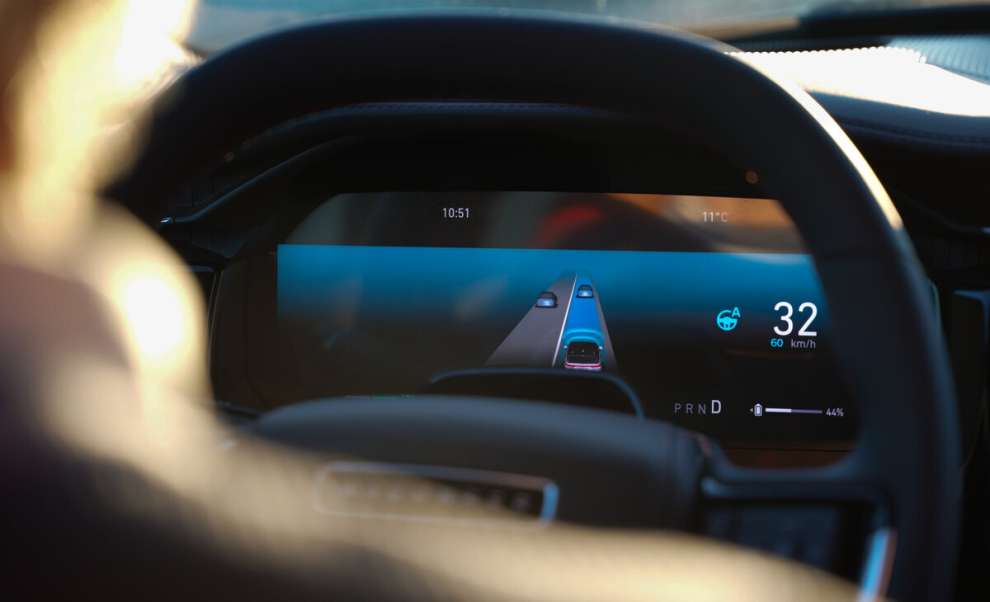 Stellantis Drive Stellantis guida autonoma livello 3: ecco STLA AutoDrive 1.0 - Tech - Auto