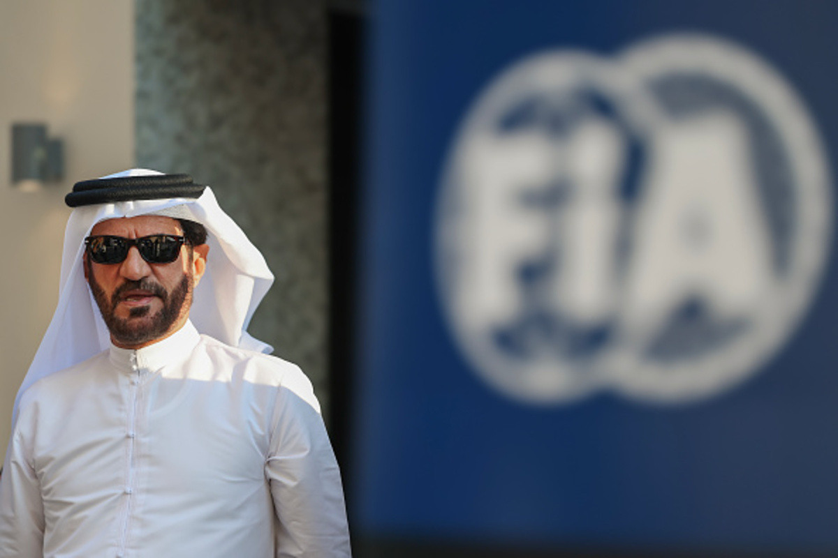 Ben Sulayem, altro colpo di mano allo Statuto FIA: “Sembra un attacco mirato alla candidatura di Sainz”