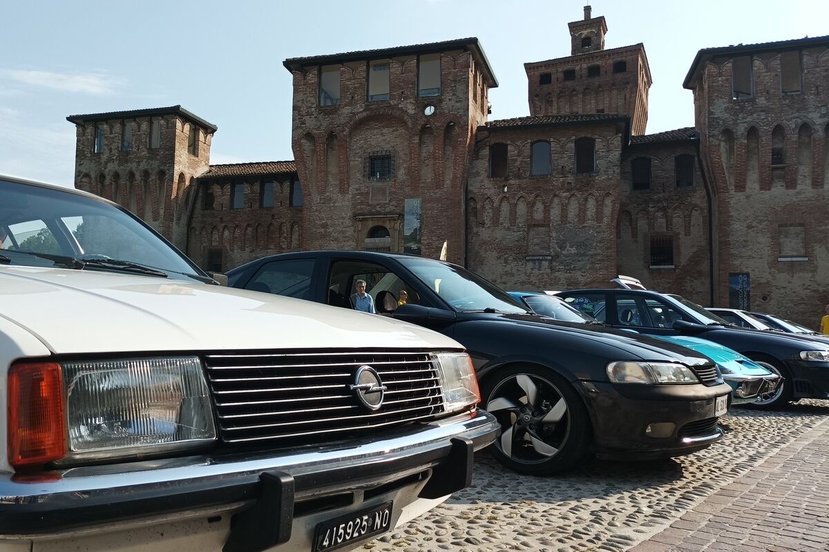 Opel Classica, raduno annuale in terre senesi