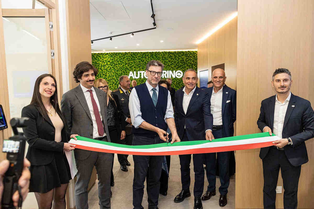 Il rombo della Valtellina: Autotorino, sessant’anni di sogni a quattro ruote