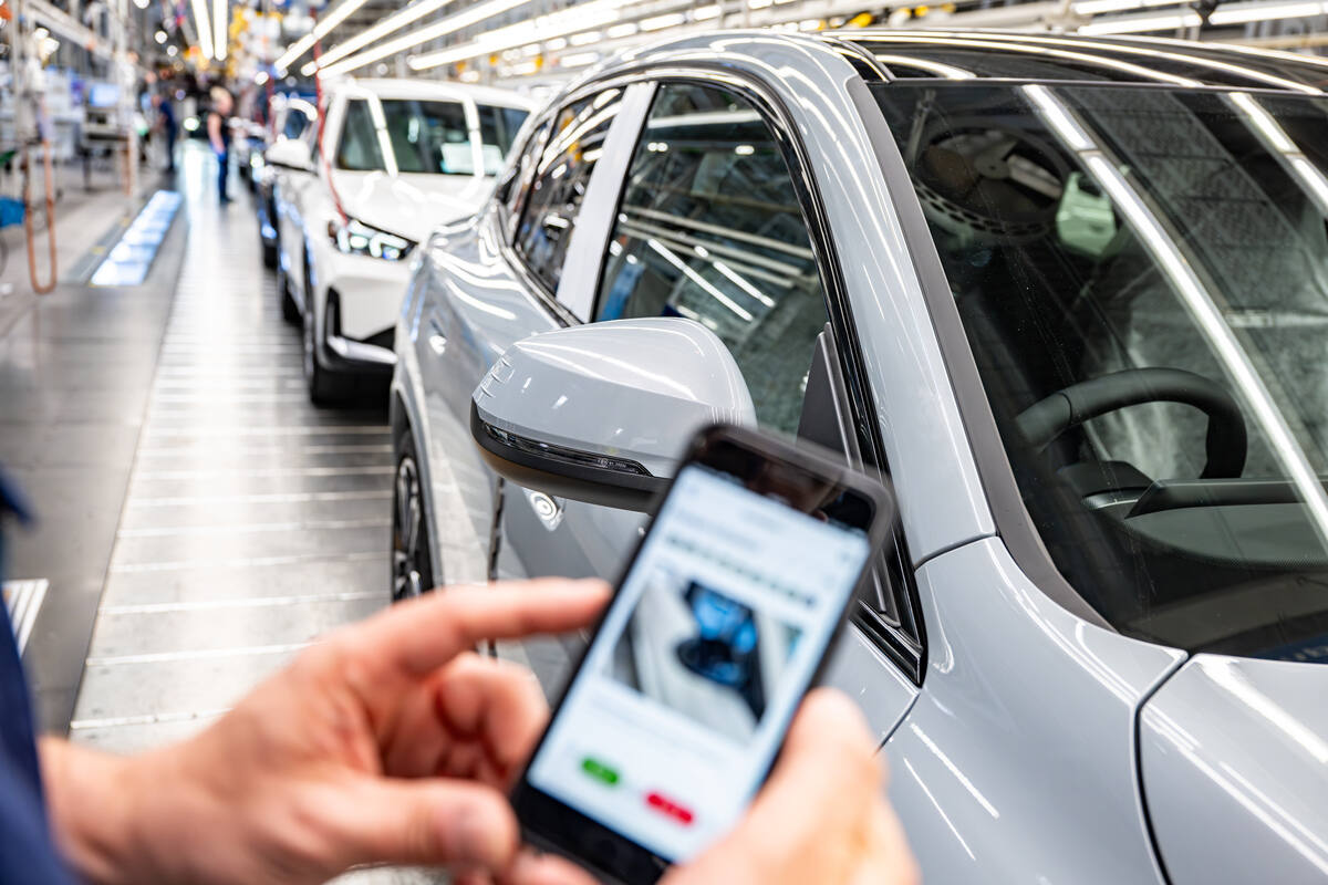 BMW, intelligenza artificiale al servizio della produzione