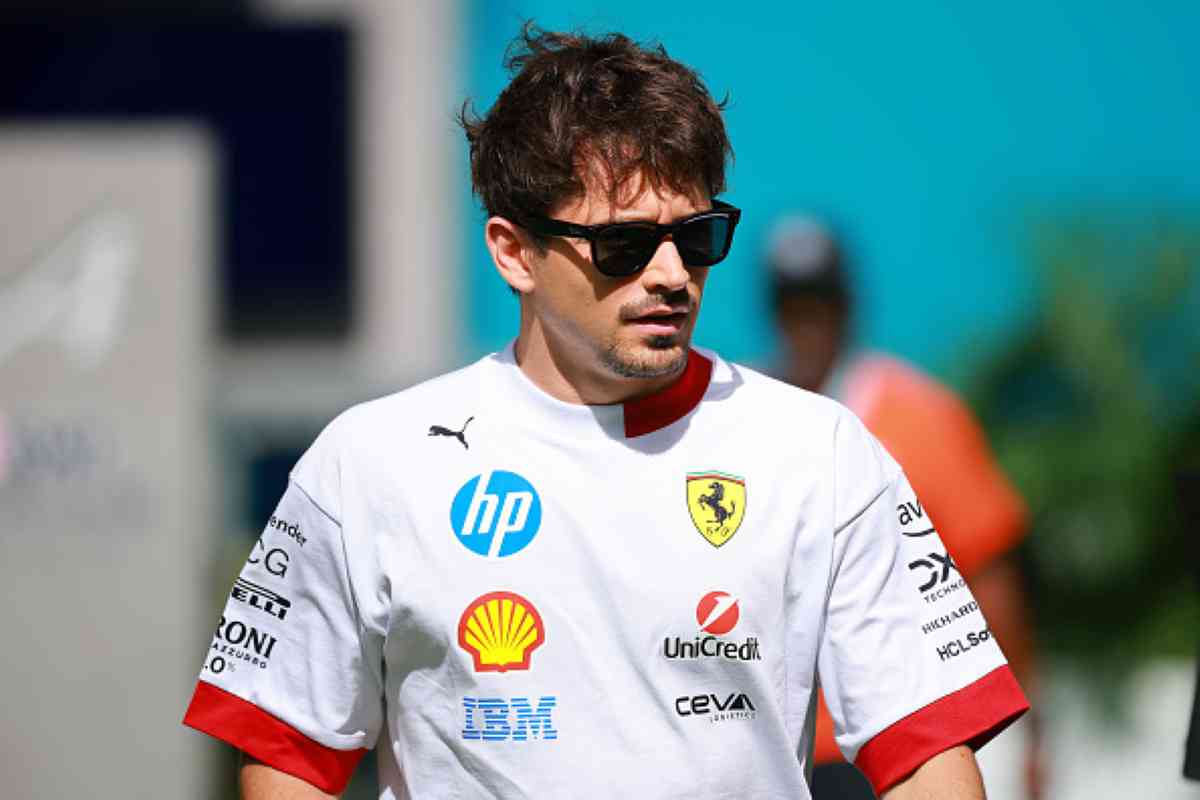 Leclerc: “Sto cambiando stile di guida per la SF-25. In qualifica è difficile, ma mi piace così”