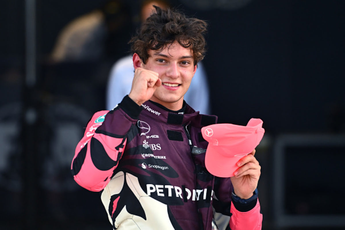 Hamilton: “Antonelli, un giro meraviglioso. Contentissimo per la Mercedes”