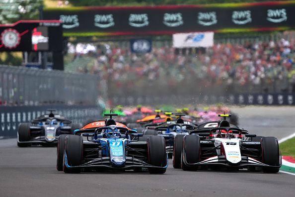 Imola 2025, Sprint Race: Vittoria di Crawford, a punti Fornaroli