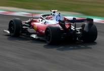 L’ultima novità della F1: luci posteriori viola, blu e gialle in base all’erogazione di energia