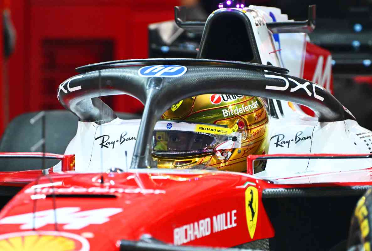 Team radio Ferrari | Leclerc: “Caz**! Ho fatto male una curva”, Hamilton: “Mi spiace, non potevo fare di più”