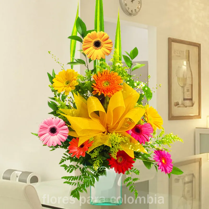 Floreros en arreglos florales para decorar en casa ✓