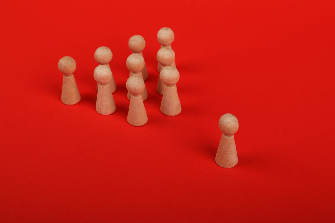 The Representativeness Heuristic in Surveys: A Complete Guide