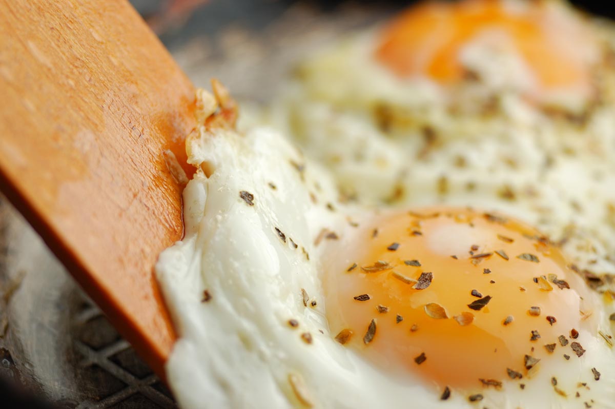 Olive Oil-Fried Eggs Recipe