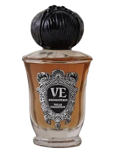 Rose Scandal bottle