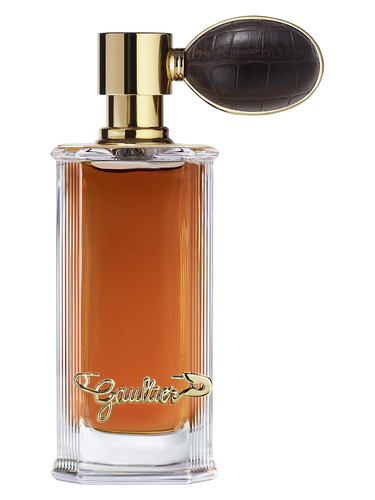 French Oud bottle
