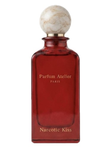 Narcotic Kiss bottle